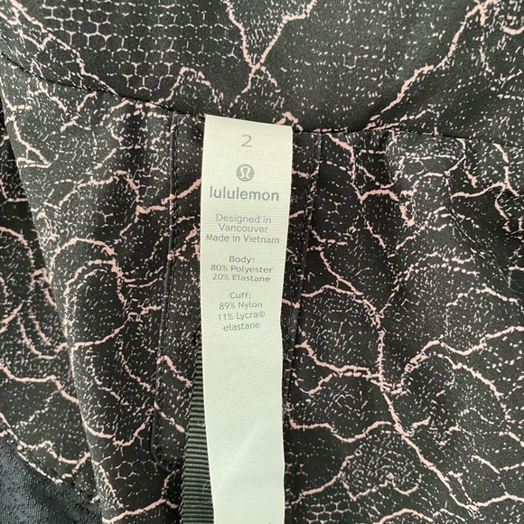 Lululemon jacket - Picture 6 of 9